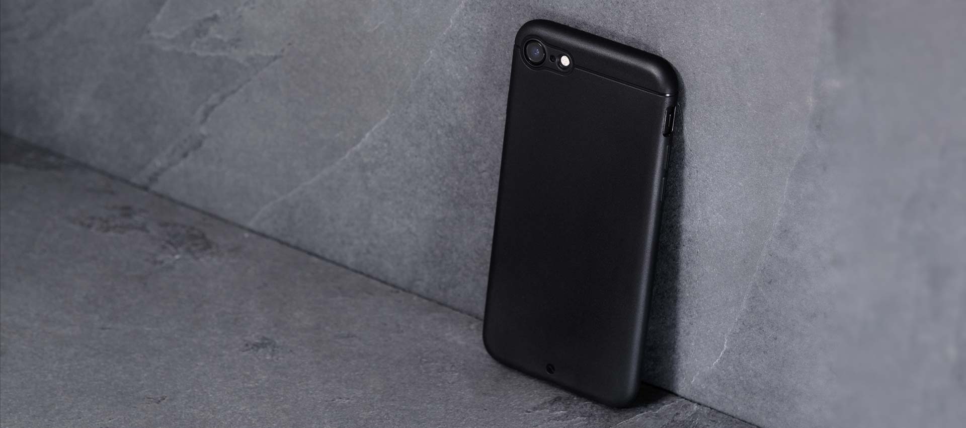 Caudabe Sheath Minimalist Case For iPhone SE (2nd Gen) - Mac Addict