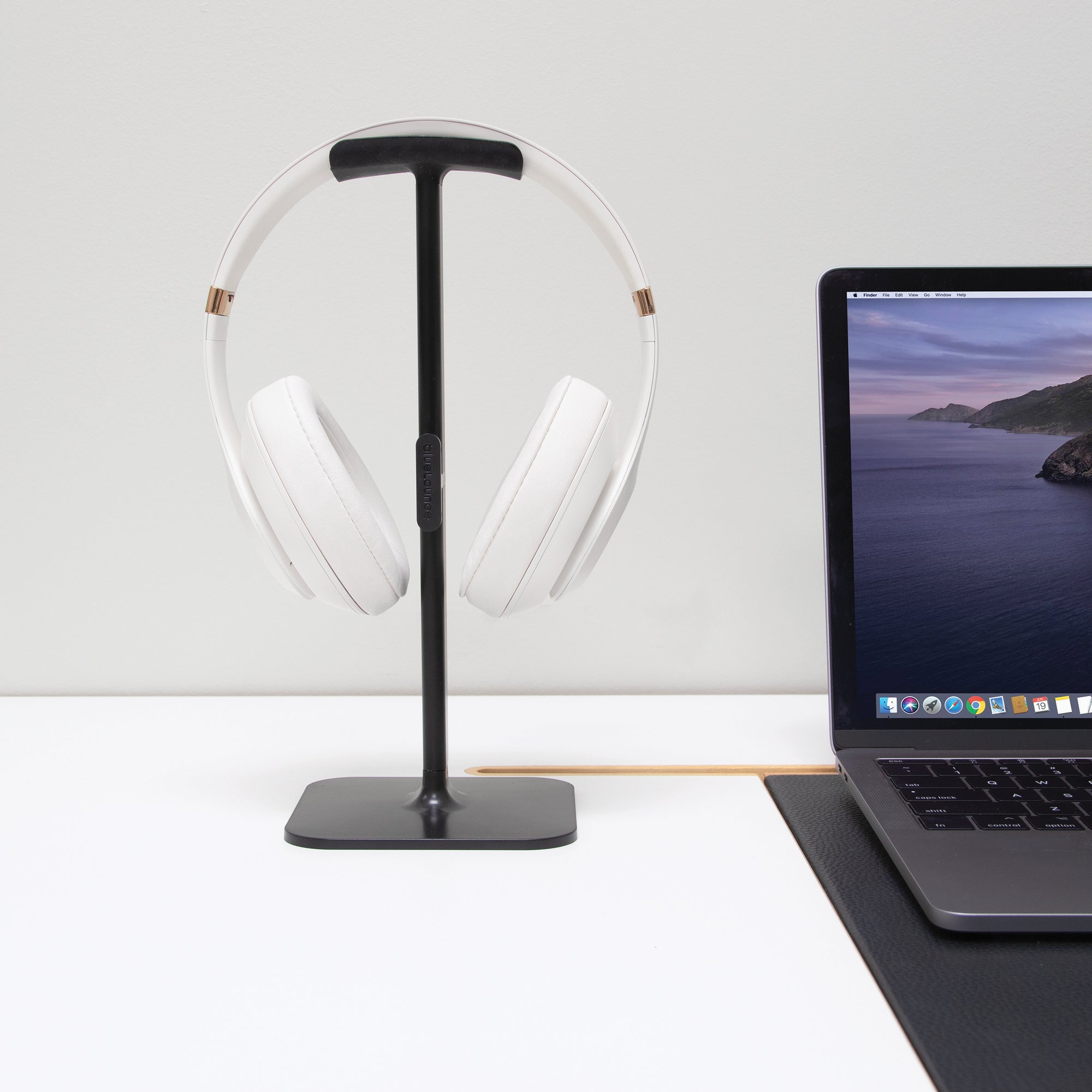 BlueLounge Posto 2.0 Headphone Stand - Black - Mac Addict