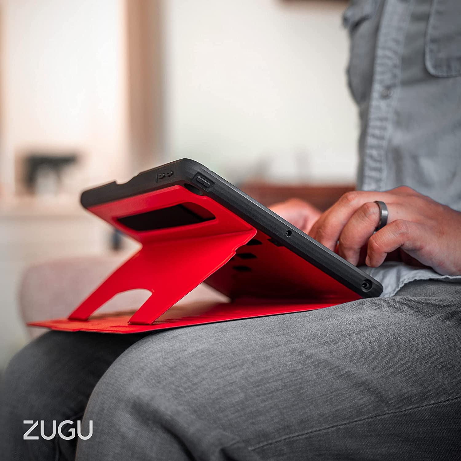 Zugu iPad Folio Case Magnetic Stand iPad 7th / 8th / 9th Gen 10.2 inch - Red